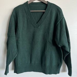 NWOT Emma Knudsen Rumi V-Neck Sweater - Evergreen - Size Small